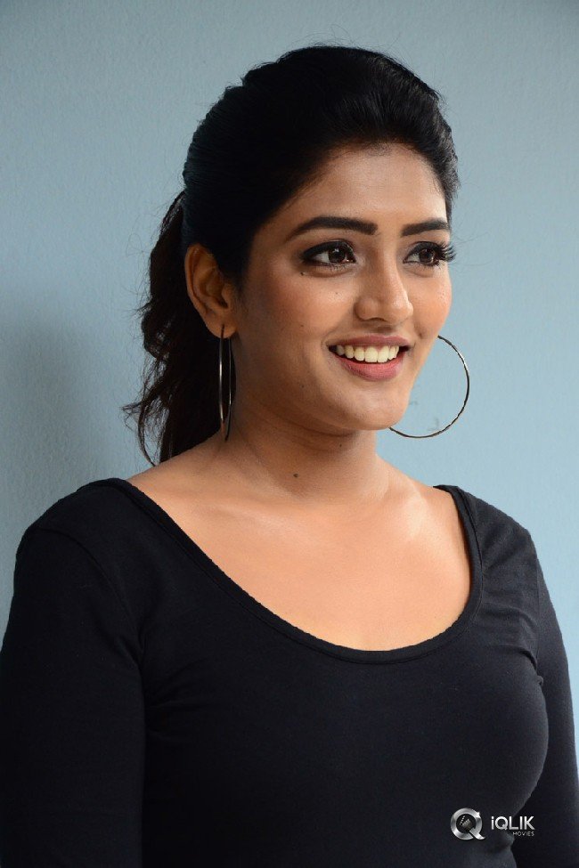 Eesha-Rebba-New-Photos